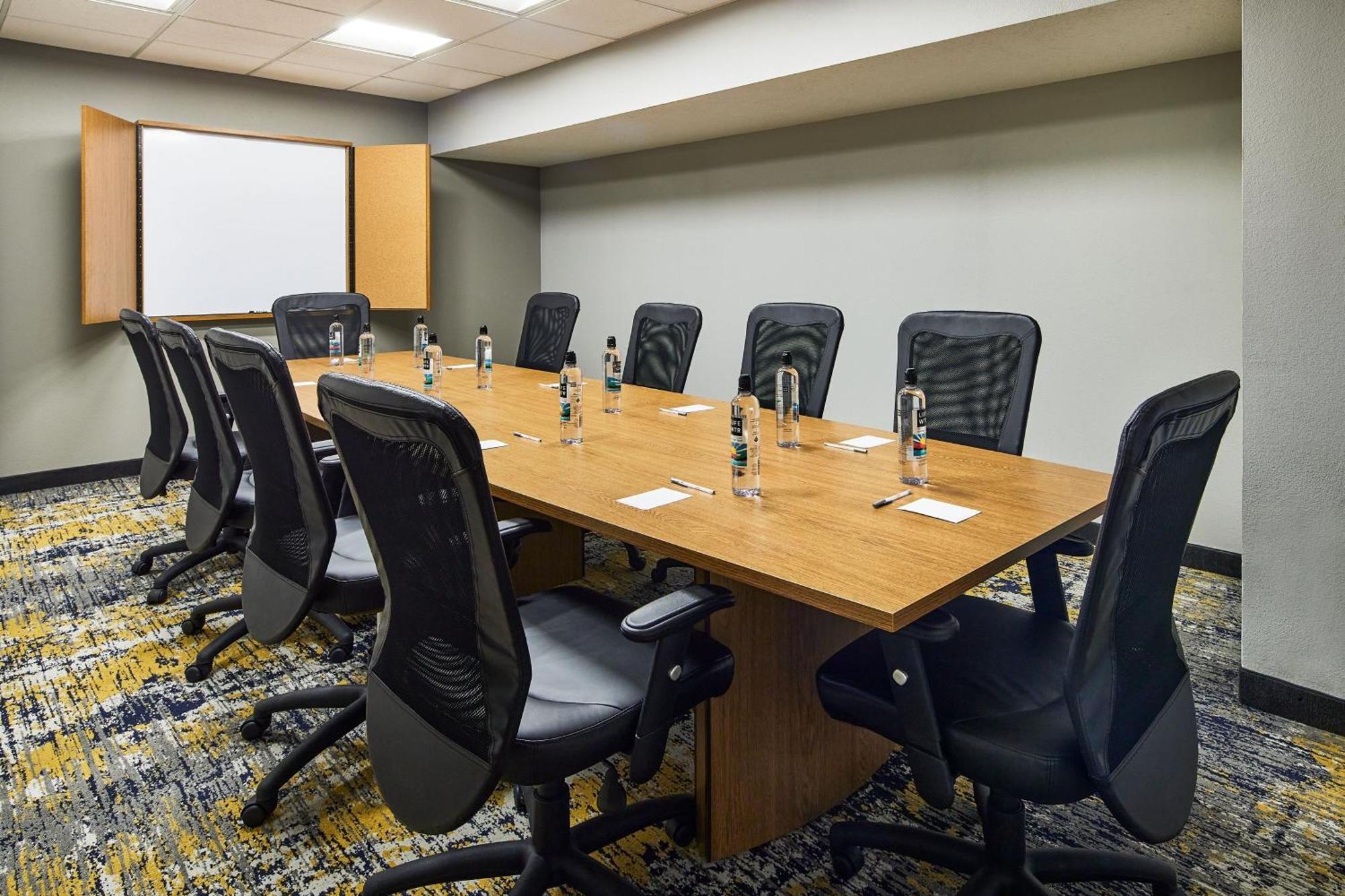 Towneplace Suites By Marriott Colorado Springs South Екстер'єр фото