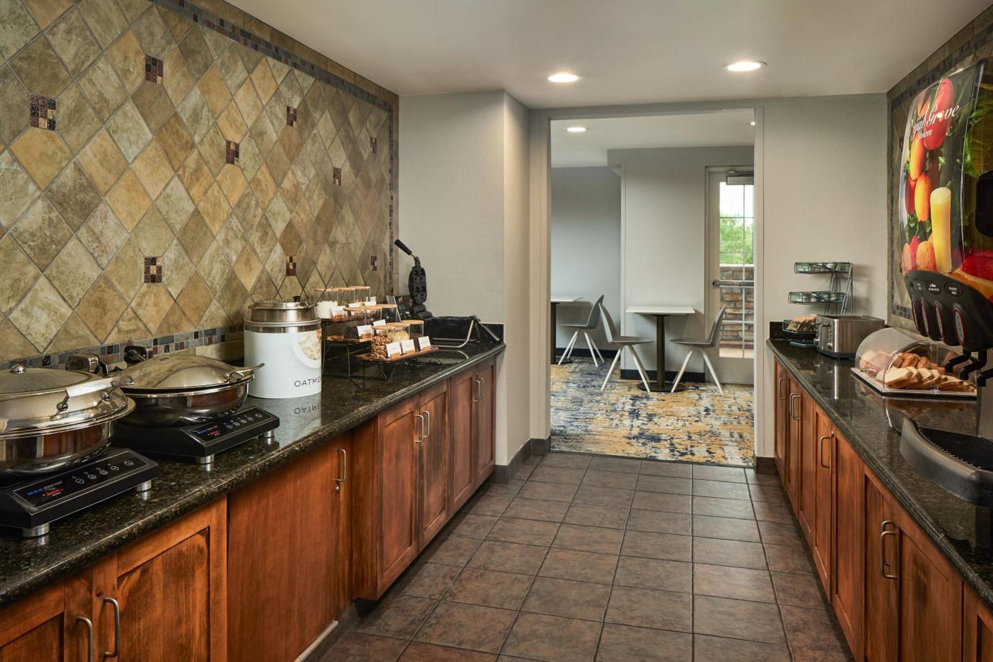 Towneplace Suites By Marriott Colorado Springs South Екстер'єр фото