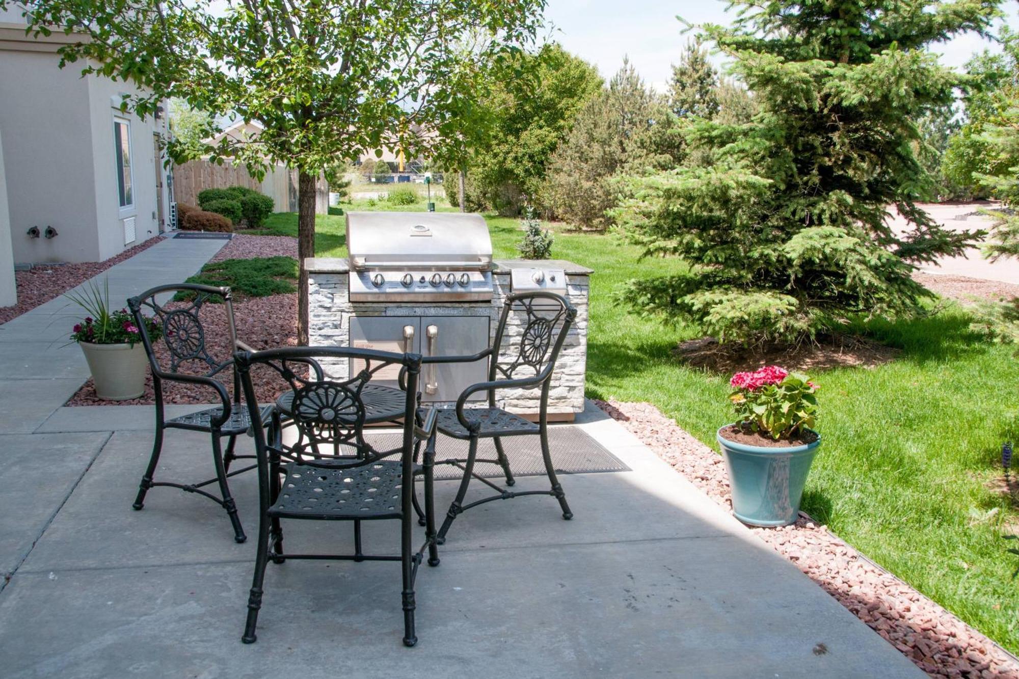 Towneplace Suites By Marriott Colorado Springs South Екстер'єр фото