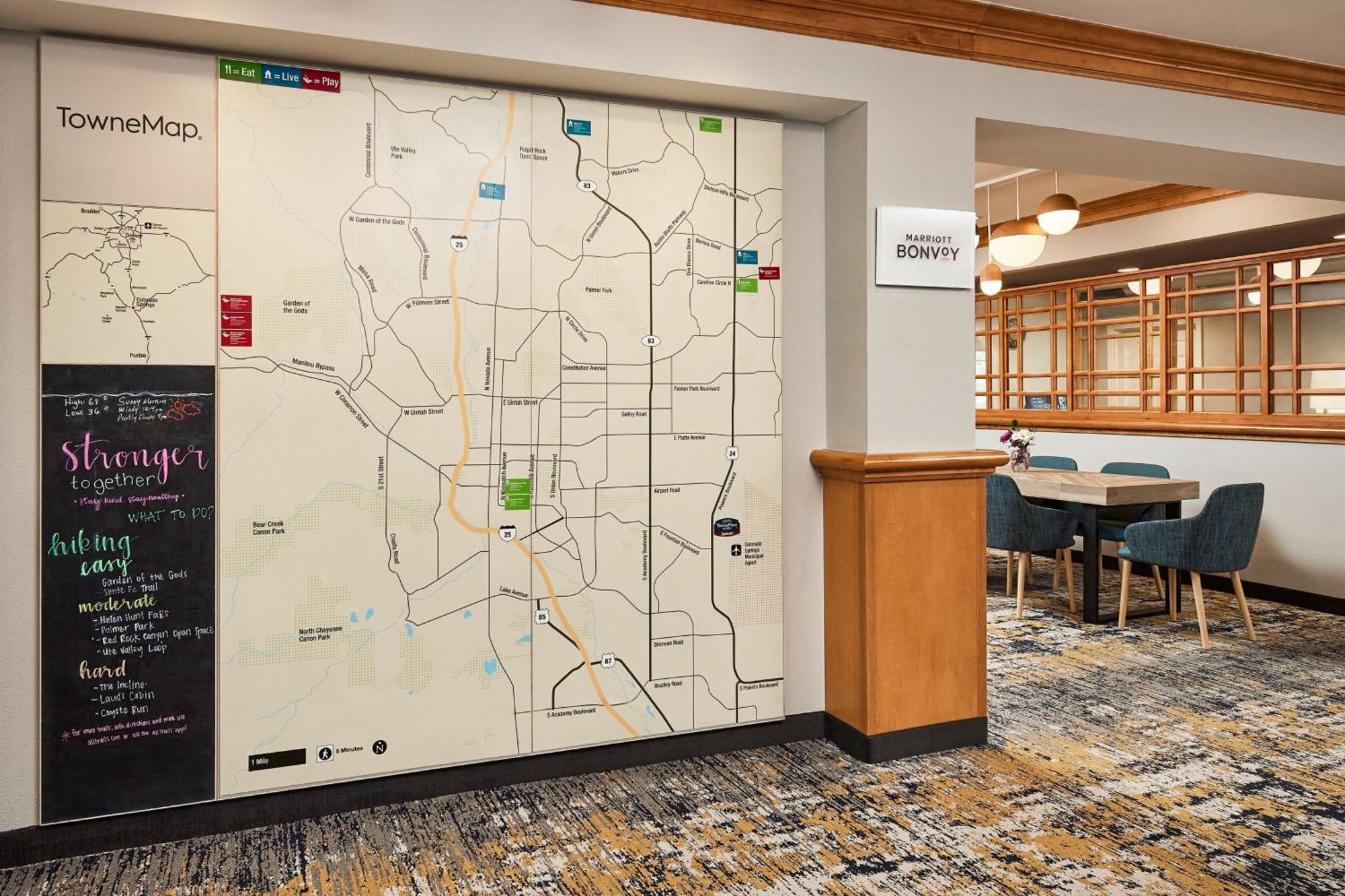 Towneplace Suites By Marriott Colorado Springs South Екстер'єр фото