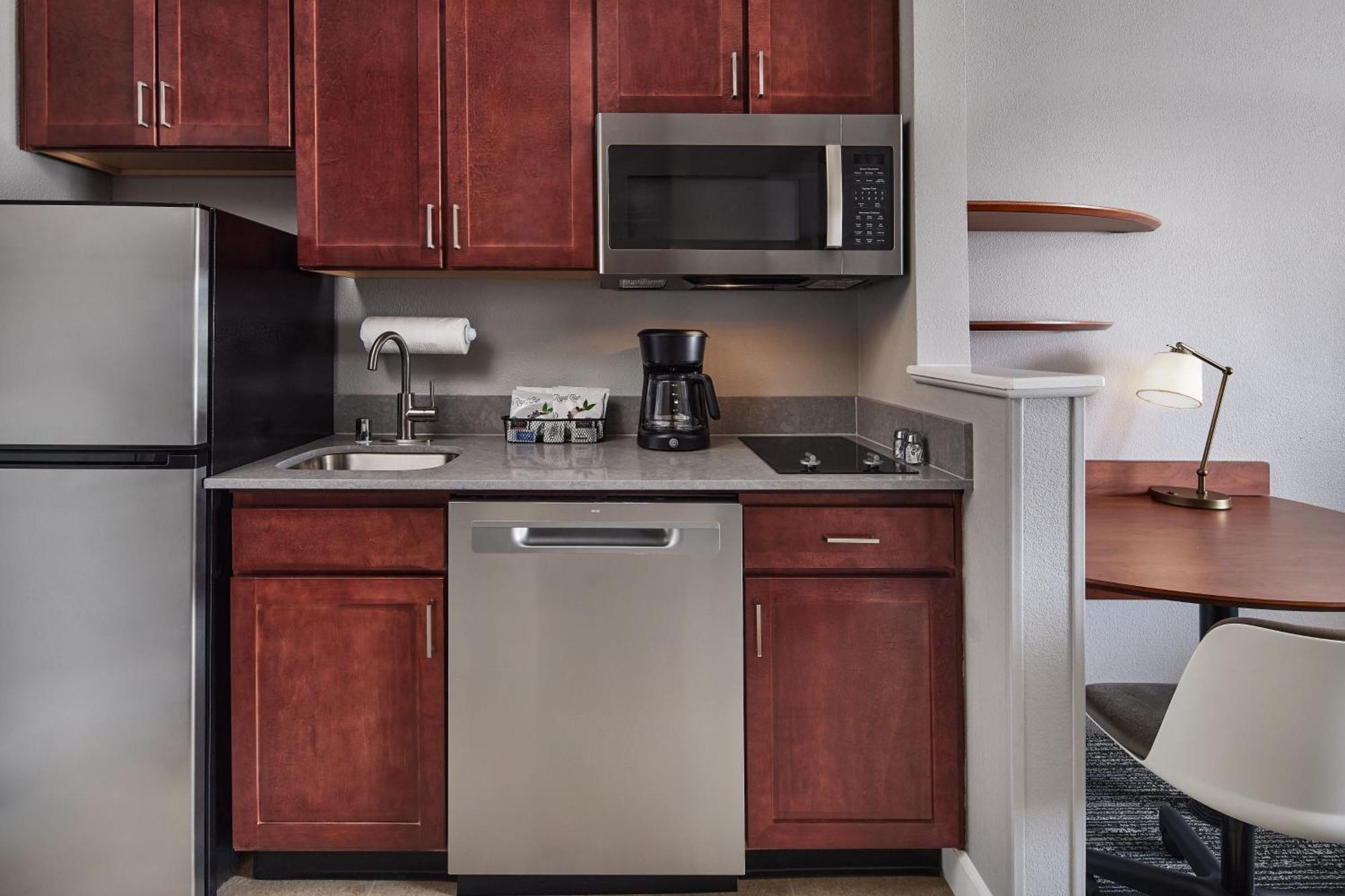 Towneplace Suites By Marriott Colorado Springs South Екстер'єр фото