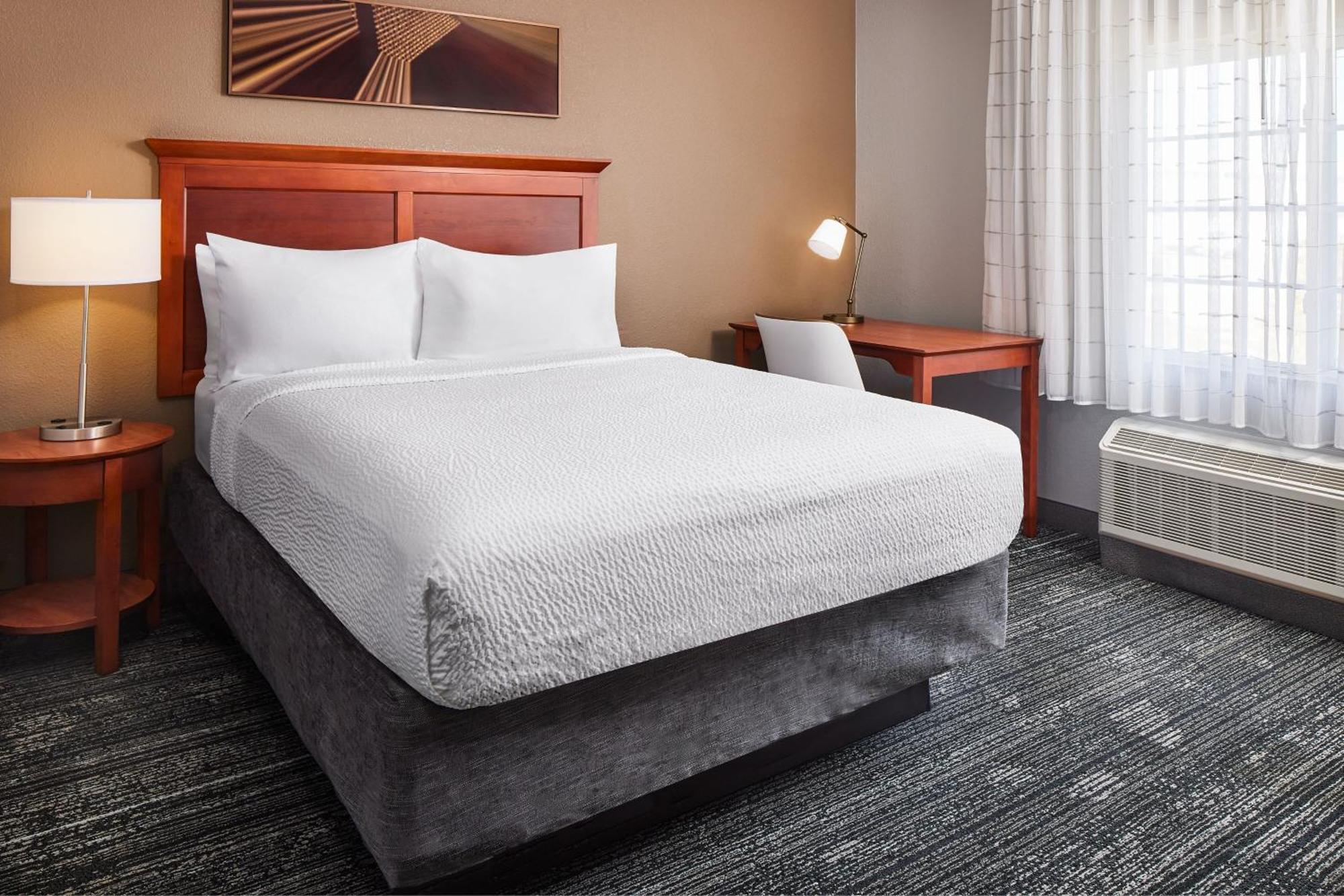 Towneplace Suites By Marriott Colorado Springs South Екстер'єр фото